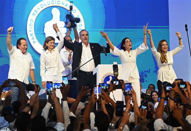 Presidente dominicano Luis Abinader declara su victoria en elecciones