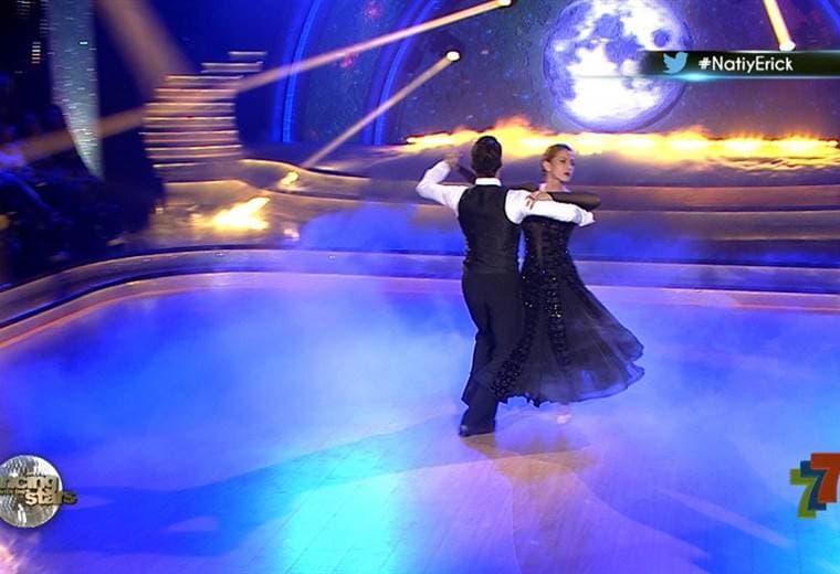 Natalia Carvajal se ganó 22 puntos por su foxtrot en Dancing With The Stars