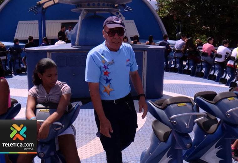Parque Diversiones da empleo a adultos mayores