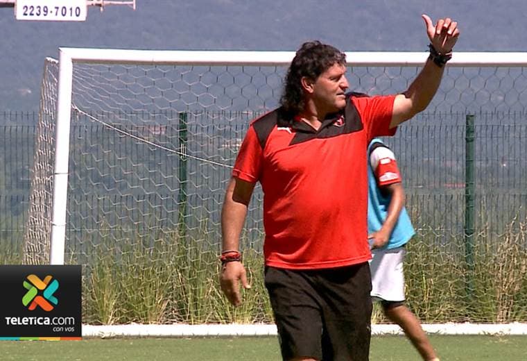 Separación de Mauricio Montero agrava la crisis de Alajuelense