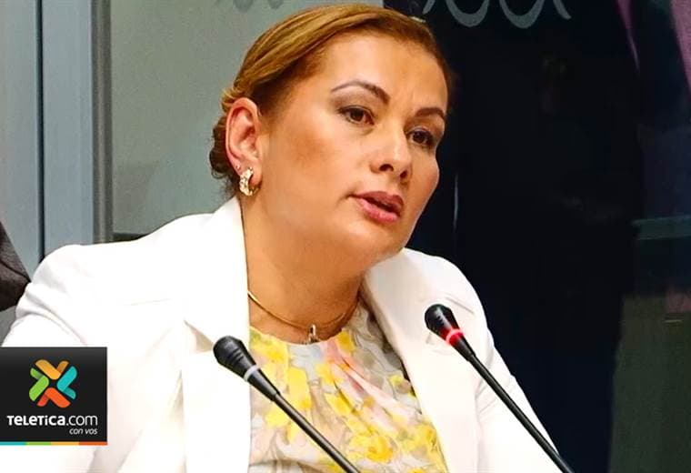 Paola Mora ofreció a la fiscalía declarar por el caso del cemento chino