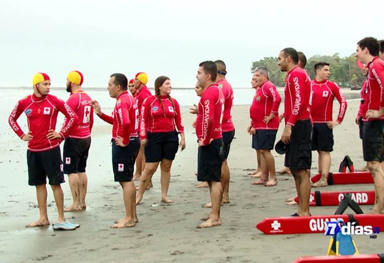 En lo que llevamos del año ya más gente ha muerto ahogada que durante todo el 2016. Con simulacros, uso de drones y de instrumentos especiales los salvavidas de la cruz roja intentan desentrañar la amenaza de los corrientes de resaca.