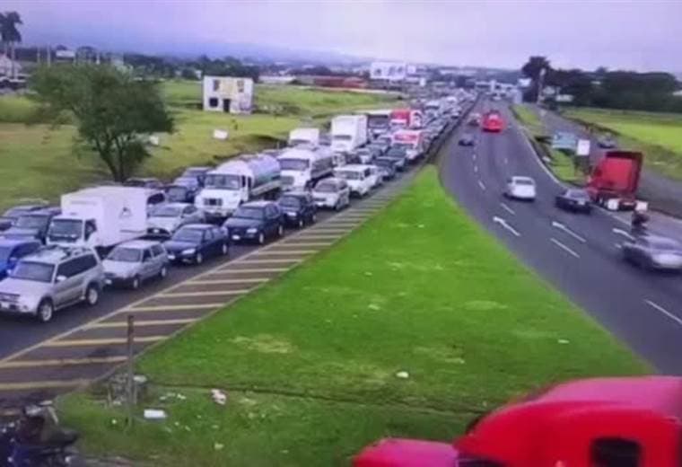 Presas en carretera 16 de noviembre