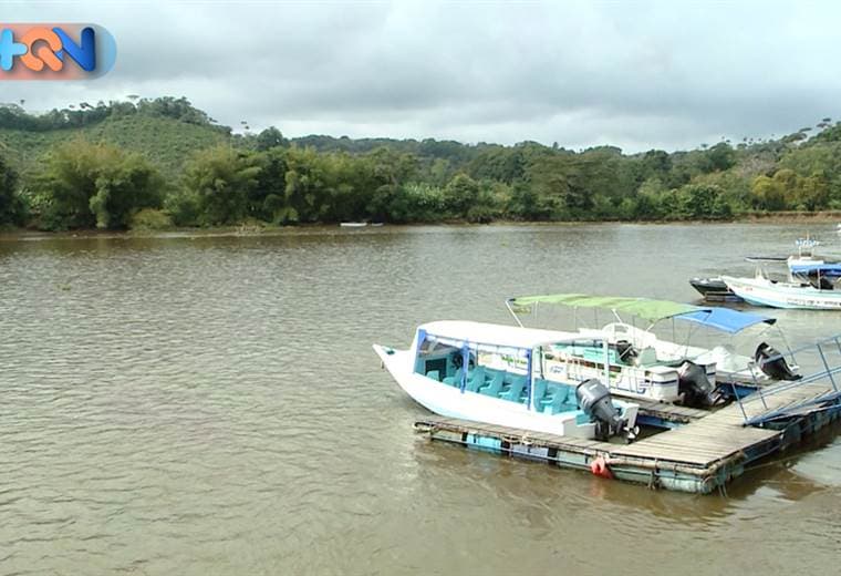 En Sierpe de Osa acostumbran utilizar este medio de transporte para viajar por las islas de la zona. 