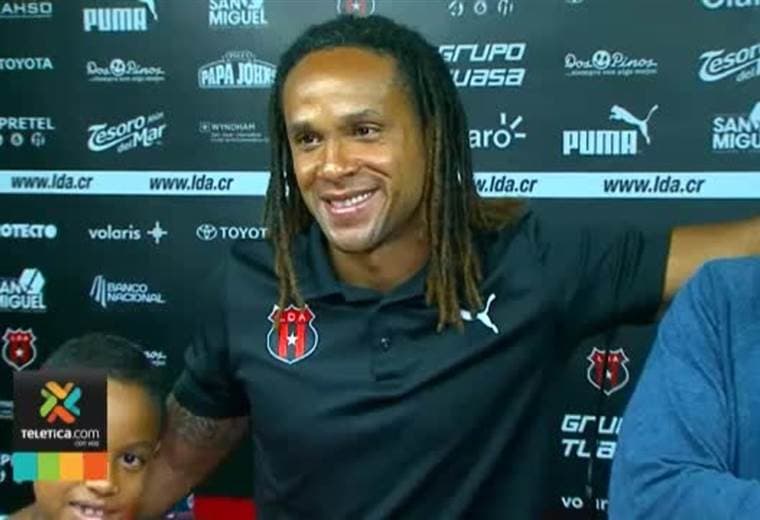 Fuerte lesión dejó sin festejo del gol 100 a Jonathan McDonald