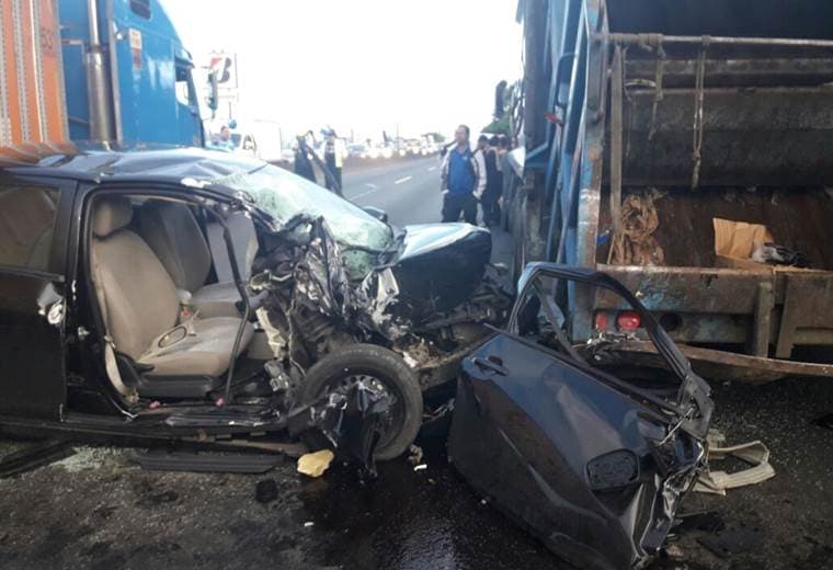 Aparatoso accidente en autopista General Cañas deja una persona herida grave