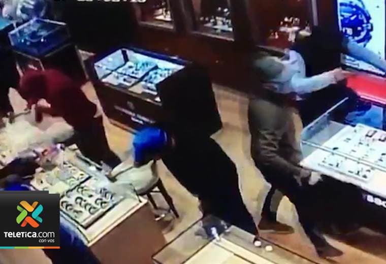 Grupo mexicano sería responsable de asaltos a joyerías de Escazú