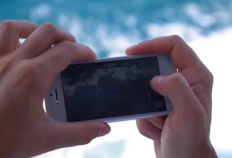 Uno de los mayores usos que le damos al teléfono inteligente es el de usarlo como cámara. Así que tiene sentido desear que la experiencia de usar la cámara de su teléfono se parezca más a una cámara en sí.