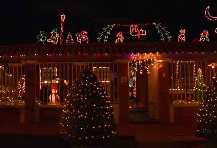 La magia de la navidad llena de luz las noches de San Joaquín de Flores
