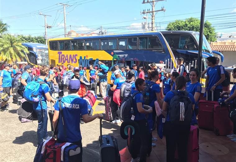Atletas ticos llegaron a Managua para participar en los Juegos Centroamericanos. 