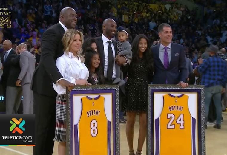 Los Lakers de Los Ángeles retiraron los números 8 y 24 de Kobe Bryant