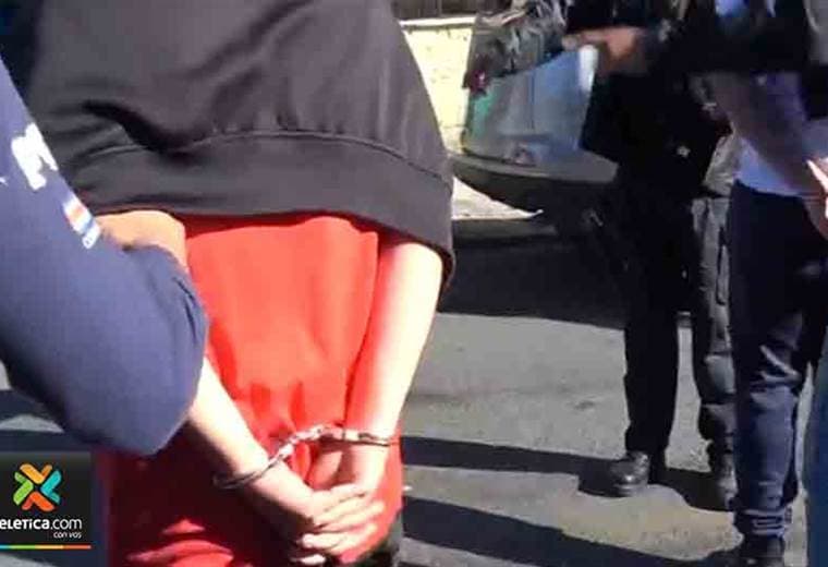 Detienen hombres como sospechosos de vender droga en Paso Ancho