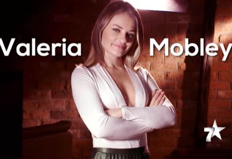 Ella es Valeria Mobley, tiene 23 años, es modelo, empresaria y ahora actriz, fue quien interpretó el papel de Andrea Salas, la esposa de Keylor Navas en la película “Hombre de Fe”.