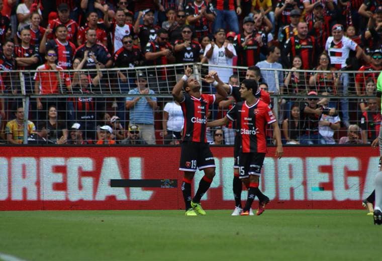 Jonathan McDonald fue el autor del único tanto en el clásico provincial. Cortesía LDA