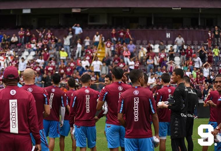 Saprissa abrirá las puertas de su entrenamiento este jueves. 