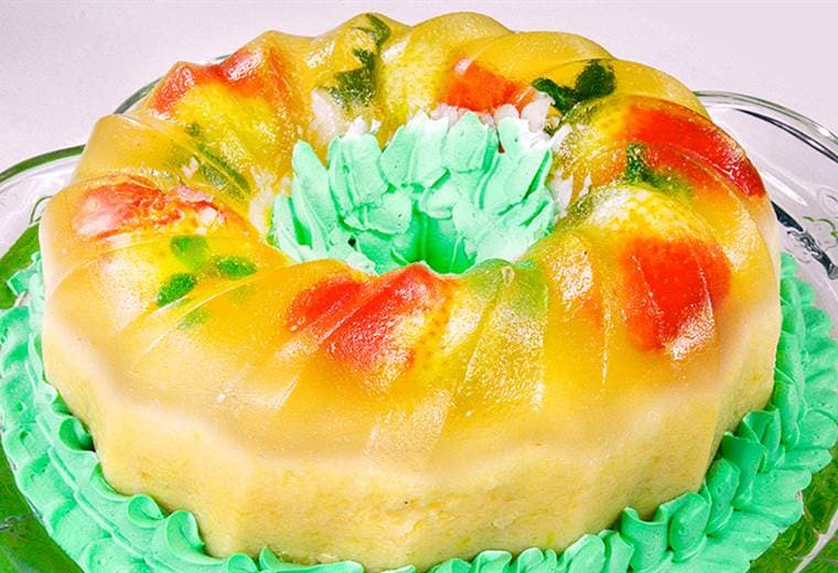 Receta: Bavaroise de frutas decorada