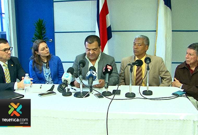 Federación evangélica dice que no puede obligar a pastores a no hablar de política a sus feligrese