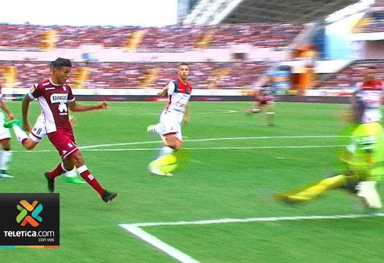 El Clásico Nacional 313 dejó datos históricos