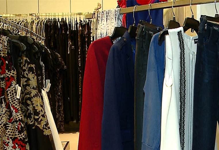 El secreto para combinar su ropa: las prendas básicas