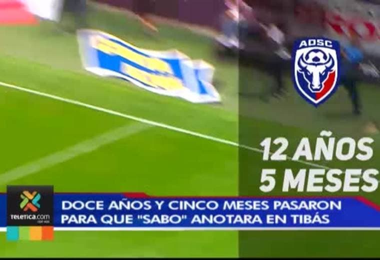 Álvaro Saborío volvió a anotar en la Cueva 12 años después y con otra camiseta