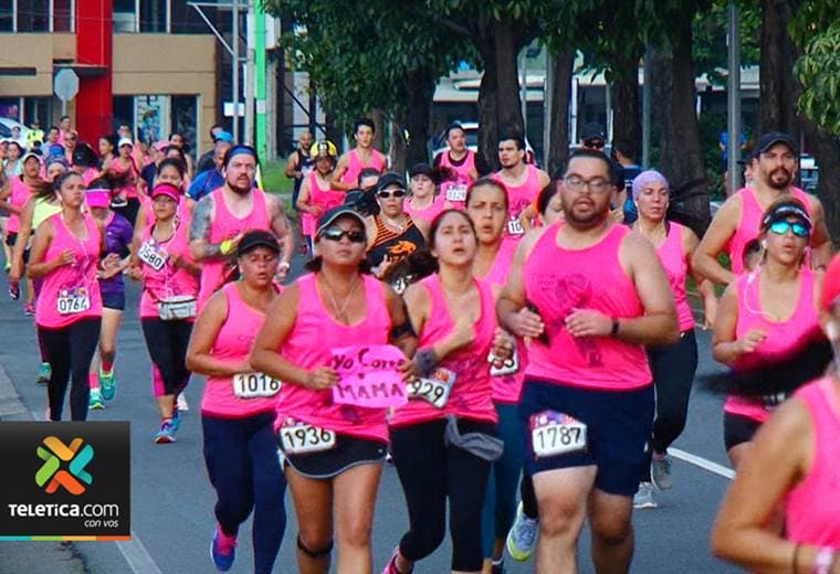 Miles de personas participaron este domingo en la carrerea Corre por mí