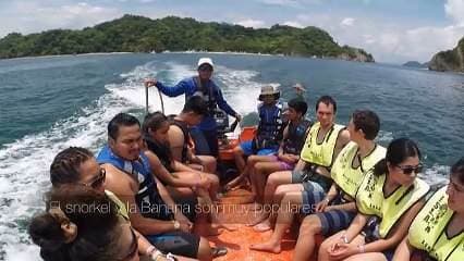 Existe un destino nacional que usted probablemente haya escuchado nombrar: Isla Tortuga. Si vive en nuestro país y no ha ido a conocer se está perdiendo de un gran paseo: desde hacer snorkel en aguas cristalinas hasta practicar kayak, senderismo y muchas otras cosas más;  le mostramos las muchas posibilidades que existen para que encuentre allí aventura, naturaleza y diversión.