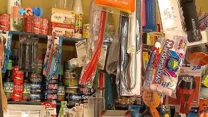 Nuestra aventura de hoy nos llevará a Guaitil. El tercer distrito del cantón de Acosta.   Esta comunidad se ubica a 8 kilómetros de San Ignacio, la cabecera del cantón.   Un pueblo de montaña, gente sencilla y mucha historia. Ahí don Mario Fallas trabaja desde hace más de 50 años en el último comisariato del pueblo. Un lugar con muchas historias por descubrir.