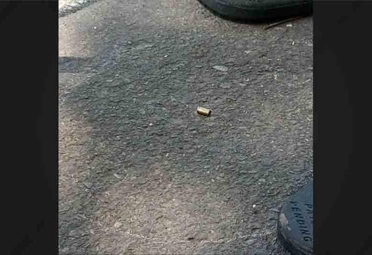 Policía de Tránsito disparó contra conductor que quiso atropellar a oficial