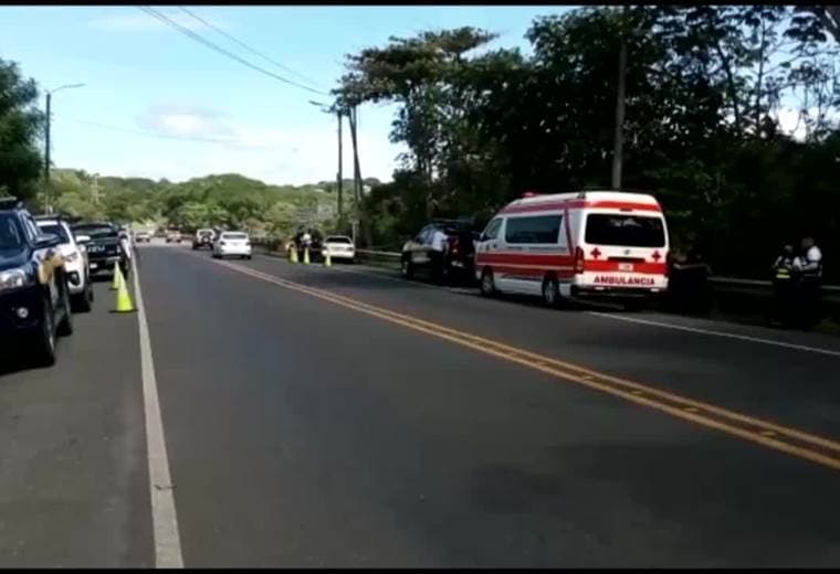 Policía de Tránsito disparó contra conductor que quiso atropellar a oficial