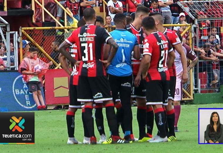 Alajuelense enfrentará a Herediano sin Jonathan McDonald y Maalique Foster 