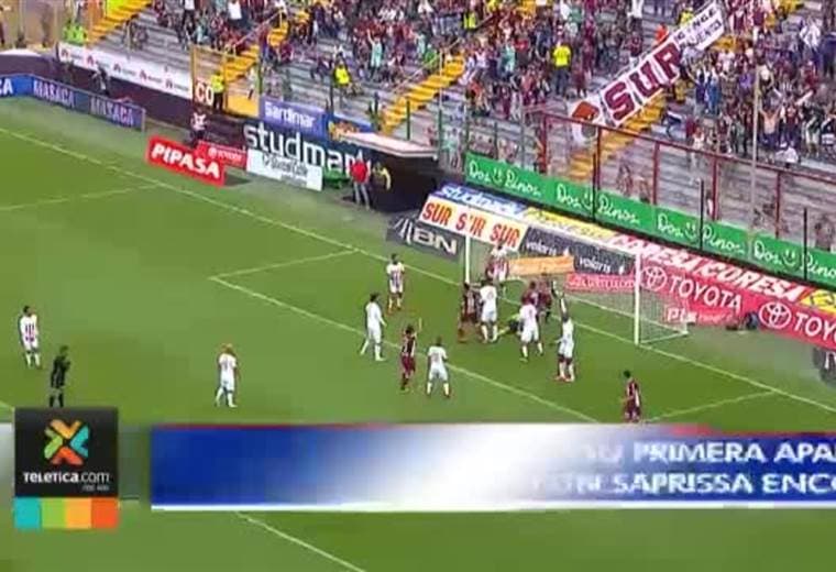 Argentino Alejandro Cabral se convirtió en una pieza inamovible en el Saprissa