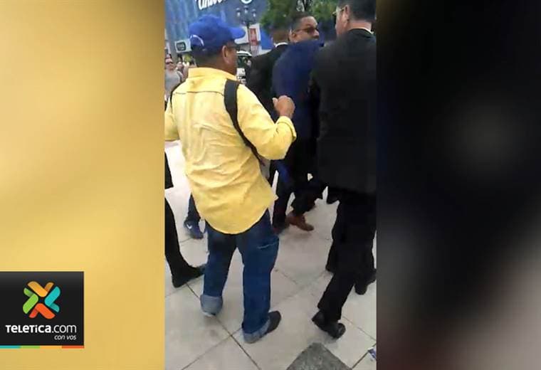 Seguridad denunció a empleado del ICE y otro de Imprenta Nacional por intentar agredir Presidente