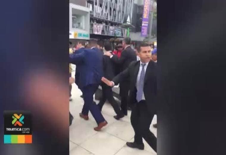 Seguridad denunció a empleado del ICE y otro de la Imprenta Nacional por agredir al Presidente