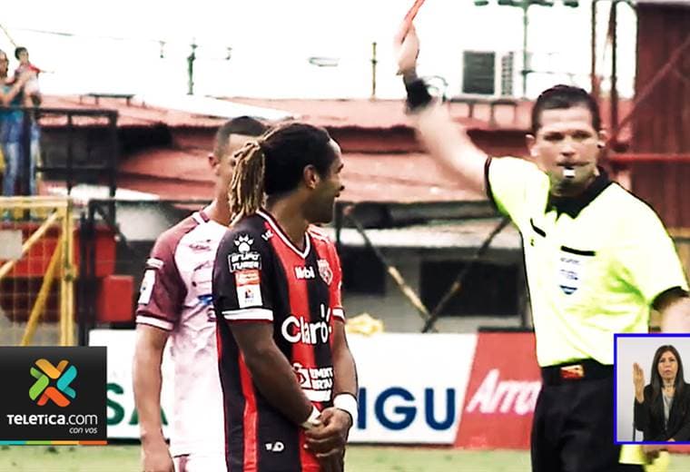 Dirigencia Alajuelense está molesta luego de la decisión de mantener castigo a Jonathan McDonald