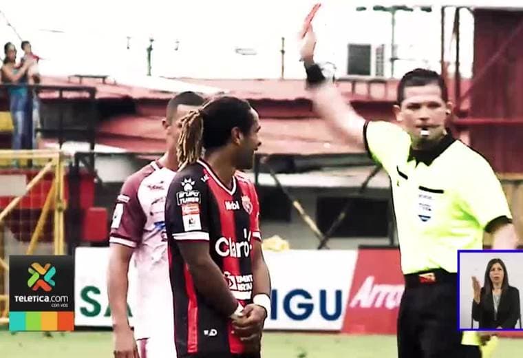 Dirigencia Alajuelense está molesta luego de la decisión de mantener castigo a Jonathan McDonald