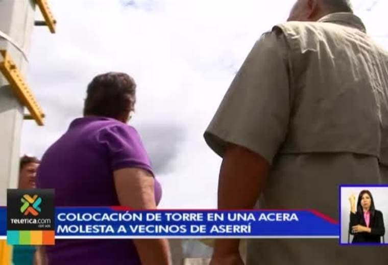 Colocación de una enorme torre de telecomunicaciones tiene muy molestos a vecinos de Aserrí