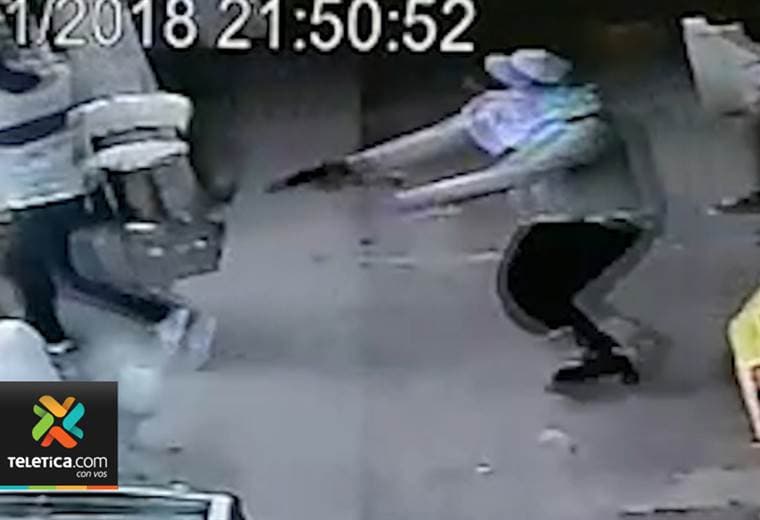 Cuatro hombres armados asaltaron un supermercado en Liberia