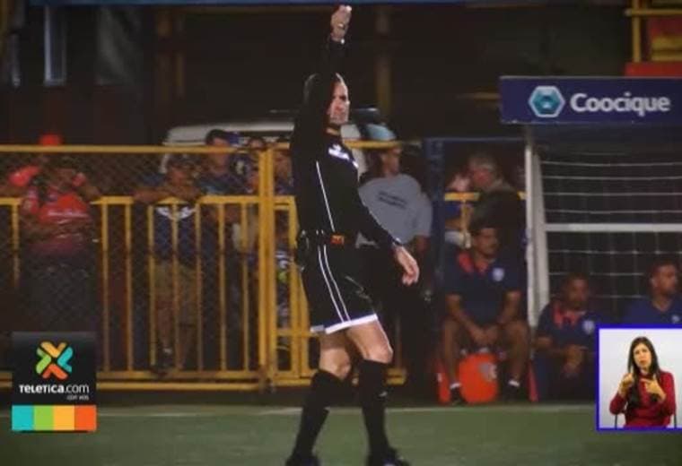 Árbitros de la vuelta de las semifinales ya están definidos