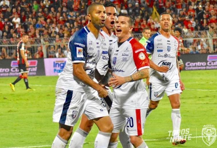 Álvaro Saborío, delantero de San Carlos.|Prensa San Carlos