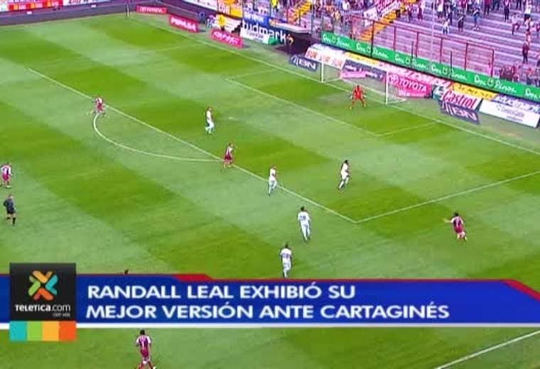 Randall Leal vive su momento de más brillo con el Saprissa