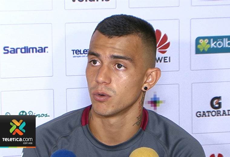 Randall Leal vive su momento de más brillo con el Saprissa