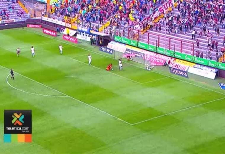 Dejarse el liderato no siempre fue sinónimo de título en el Saprissa