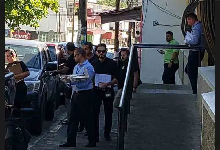 Fiscalía allana municipalidad de Nicoya por investigación en la que el alcalde es imputado