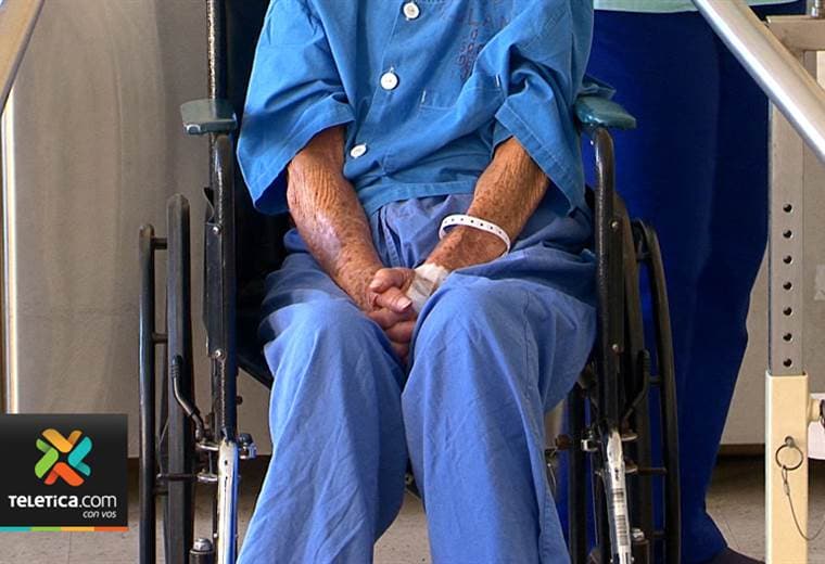 CCSS hace un llamado a la población para que no descuide a los adultos mayores en cierre de año