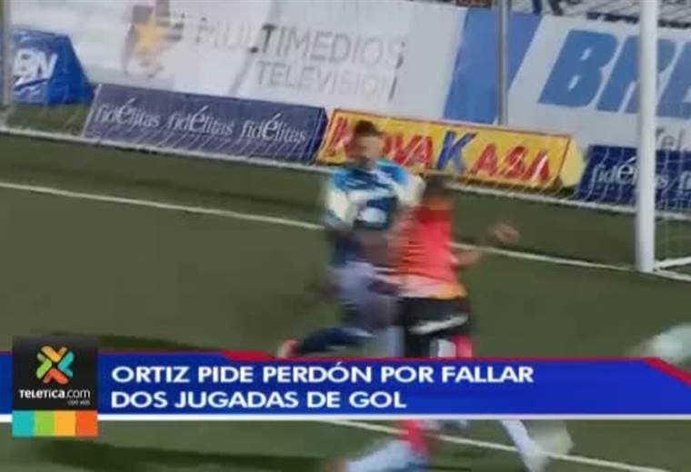 José Guillermo Ortíz pide perdón a la afición tras perder dos opciones de gol ante Saprissa