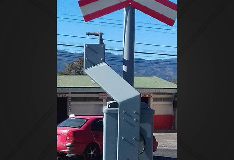 Dos nuevas agujas del tren fueron dañadas