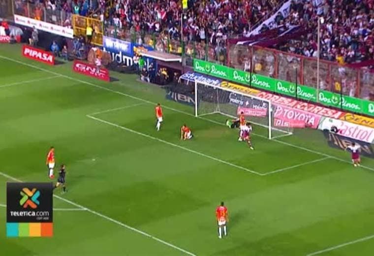 Saprissa esperan una respuesta de Johan Venegas sobre su futuro