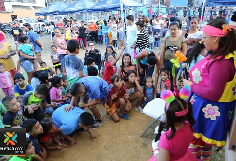 Fuerza Pública celebró la Navidad a niños de bajos recursos en La Tabla de Desamparados
