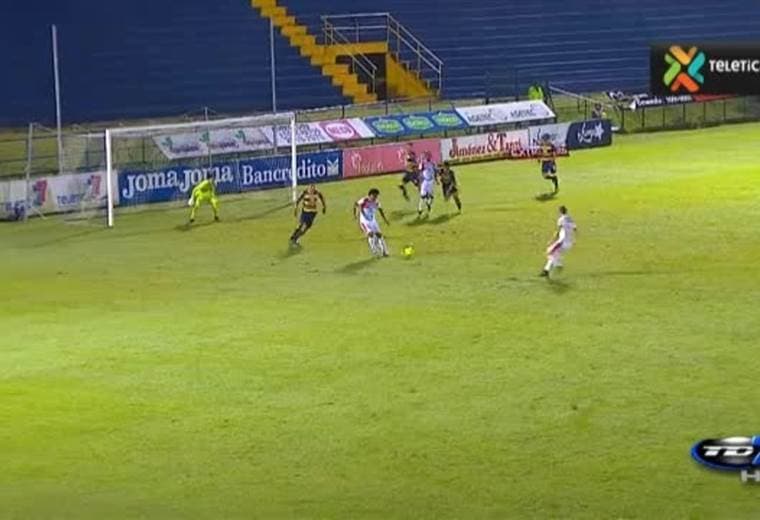 Fútbol Nacional: Cartagiés 0  vs 3 Santos