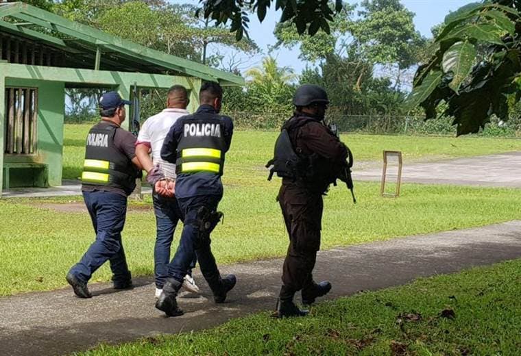 Fotografías cortesía de la oficina de prensa del Ministerio de Seguridad Pública.  